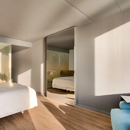 Hotel Nhow 4*