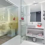فندق Nhow 4*